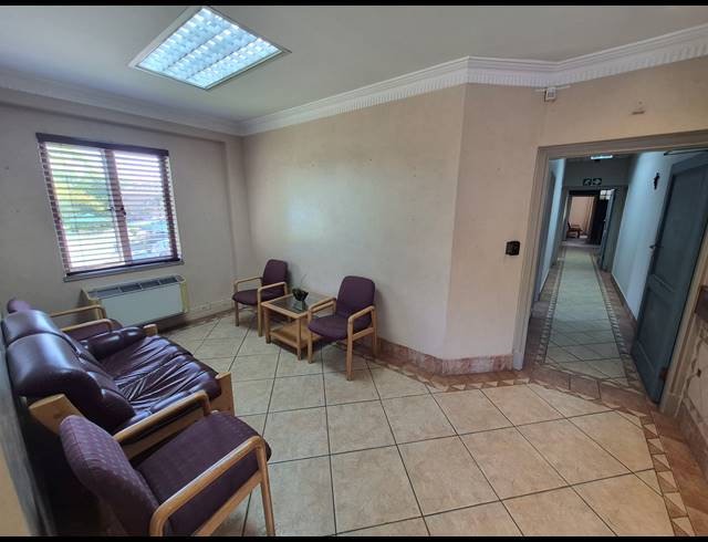 1,500M² OFFICE FOR SALE IN WOODMEAD